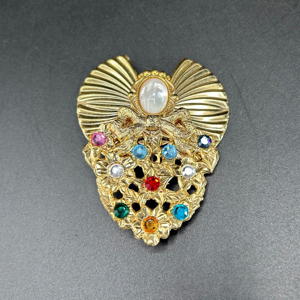Vintage 1999 AOL Jane Gold Tone Rhinestone Angel Signed Pin Brooch Accessory